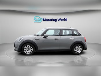 Used MINI Hatch 2021 for sale - 77135694: Photo
