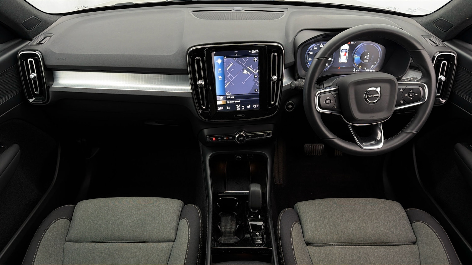 Used Volvo XC40 2022 for sale - 77935951: Photo 12