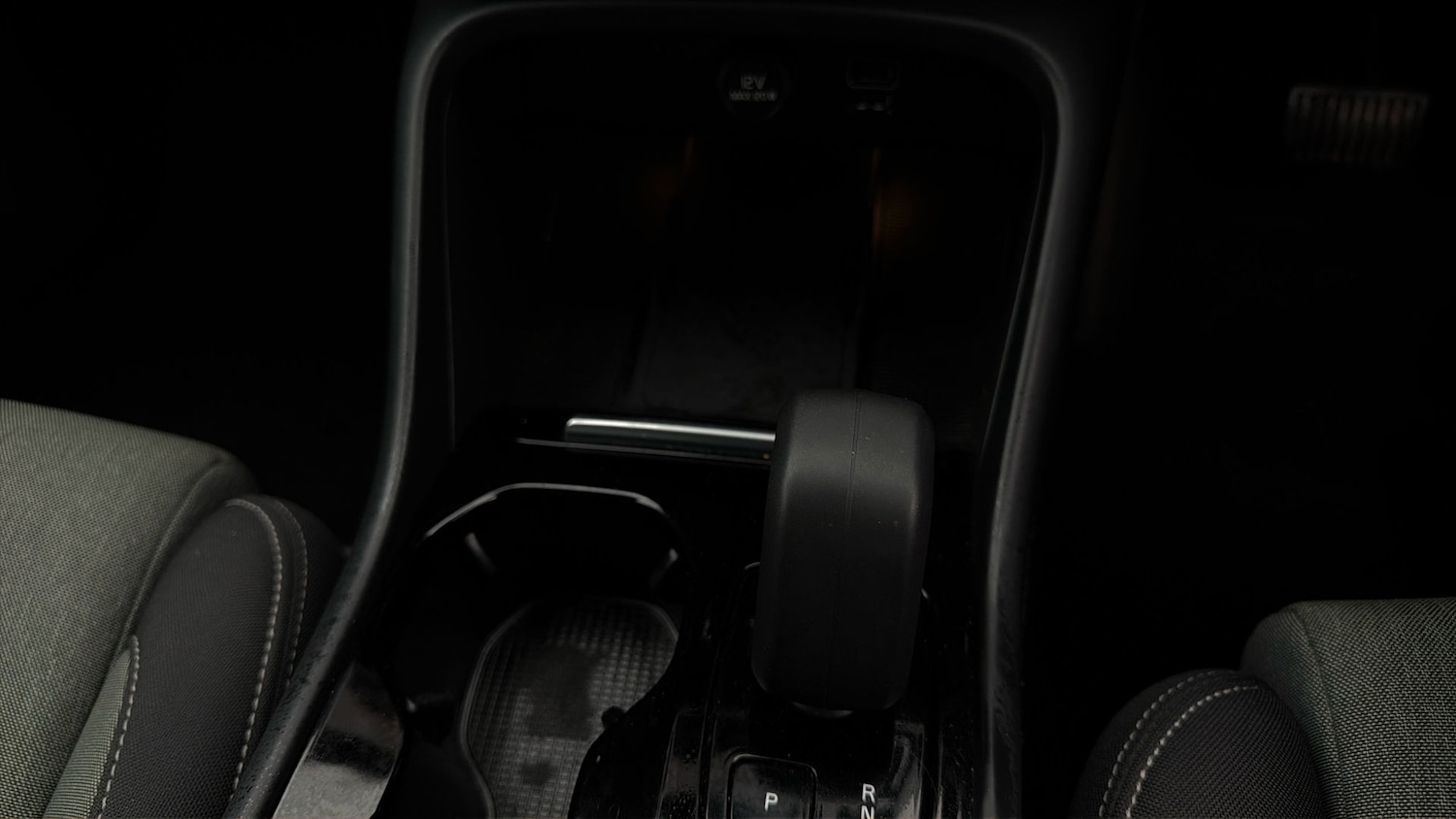 Used Volvo XC40 2022 for sale - 77935951: Photo 25