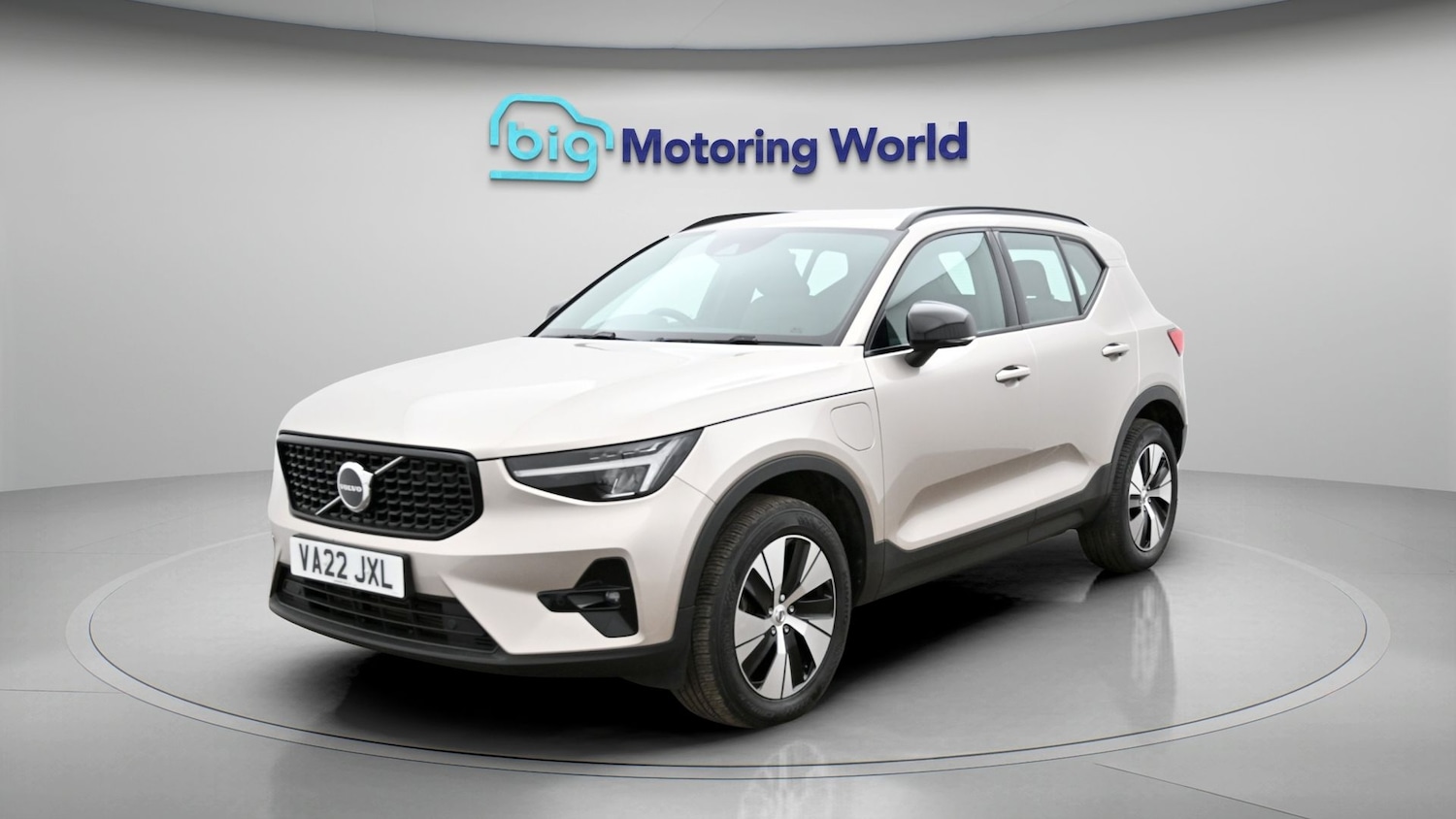 Used Volvo XC40 2022 for sale - 77935951: Photo 3