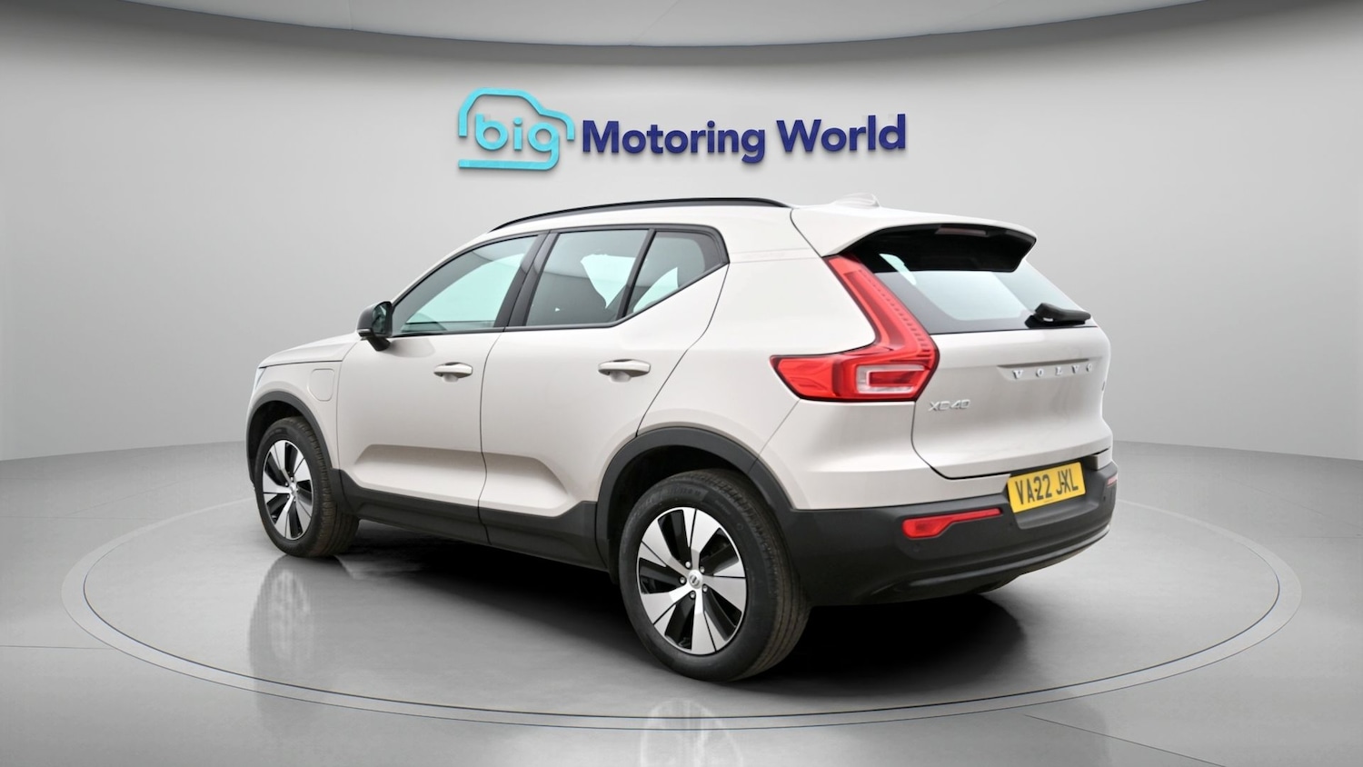 Used Volvo XC40 2022 for sale - 77935951: Photo 5