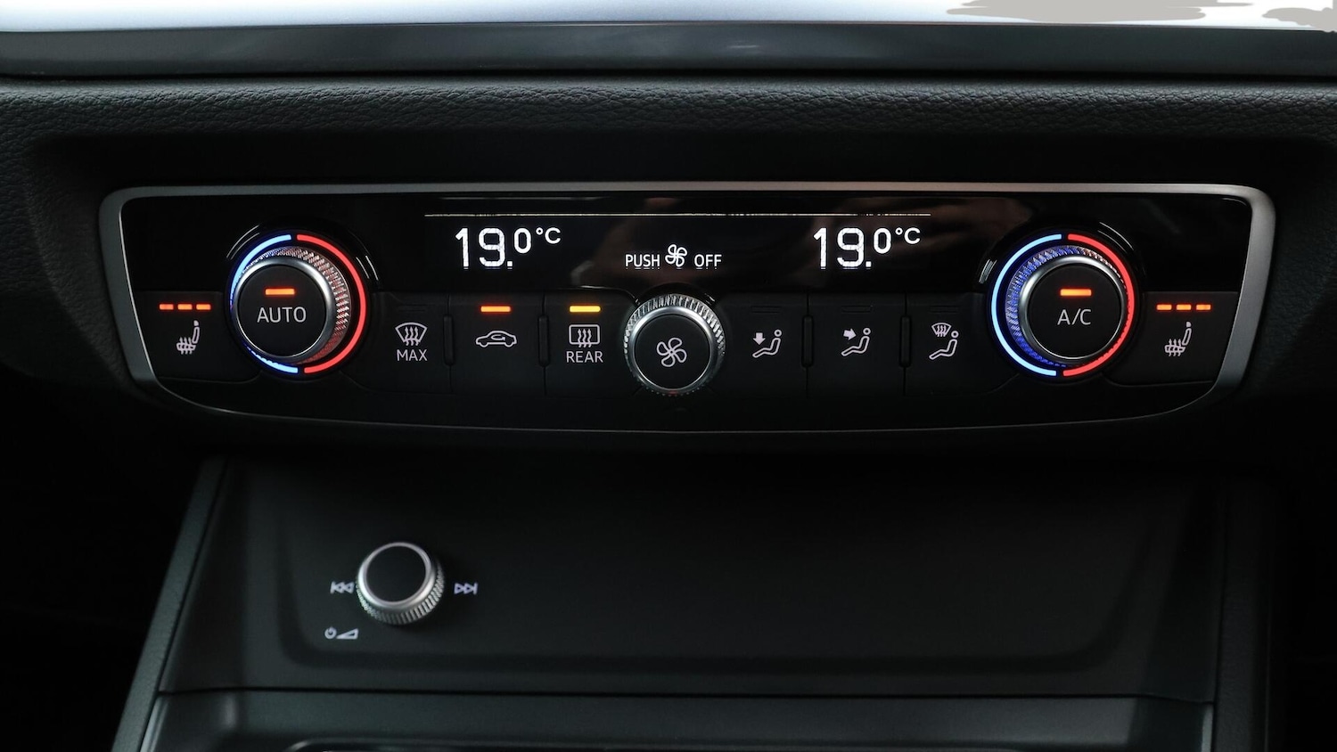 Used Audi Q3 2021 for sale - 76042521: Photo 13