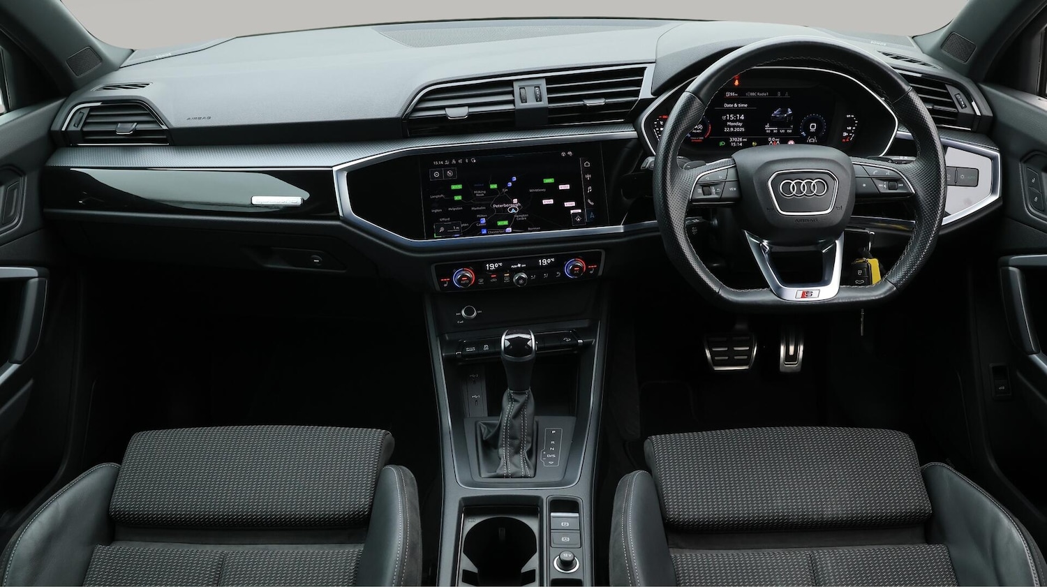 Used Audi Q3 2021 for sale - 76042521: Photo 14