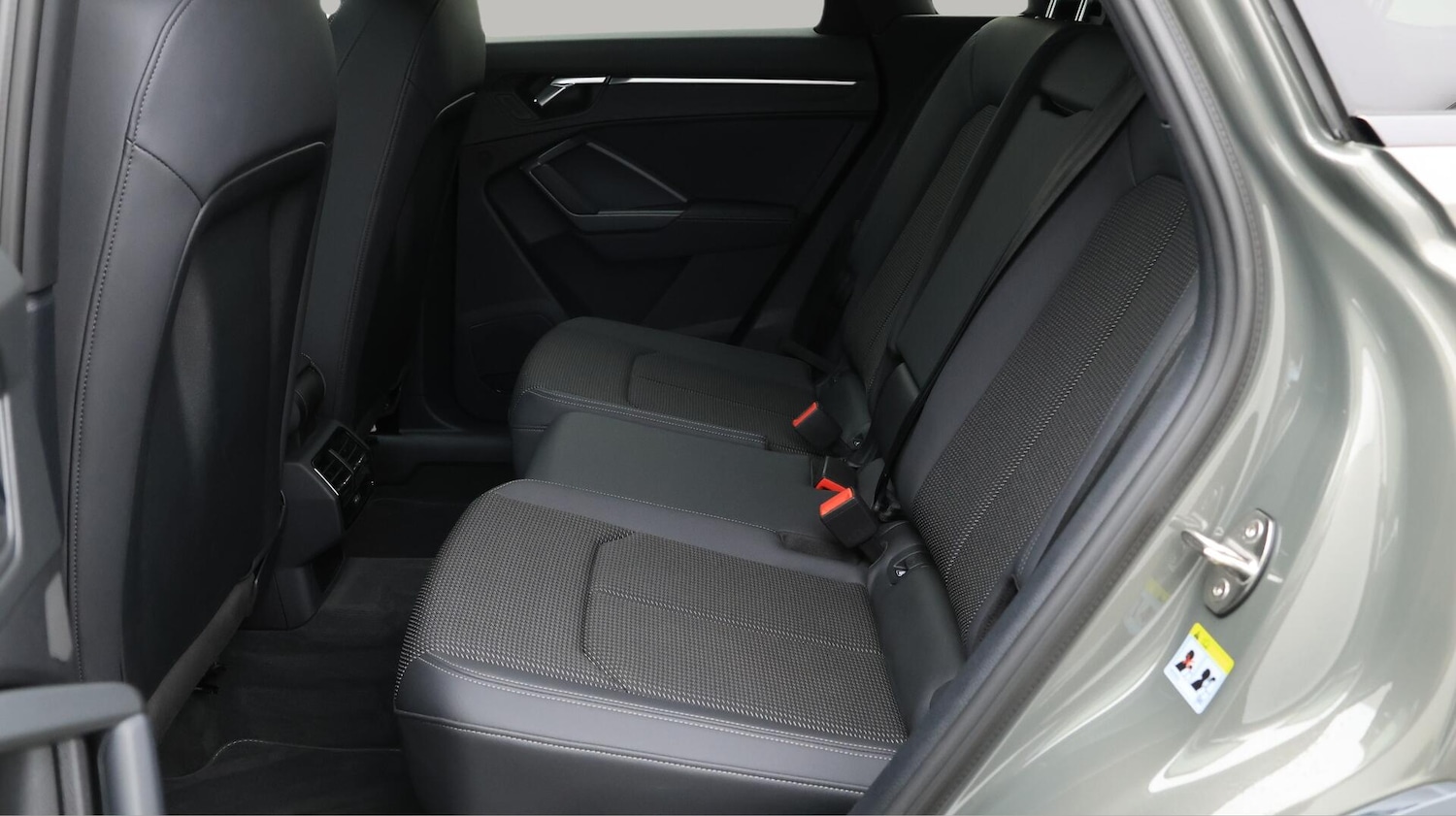 Used Audi Q3 2021 for sale - 76042521: Photo 17