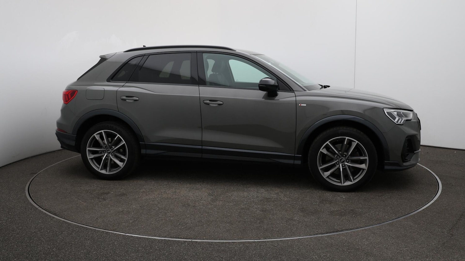 Used Audi Q3 2021 for sale - 76042521: Photo 50