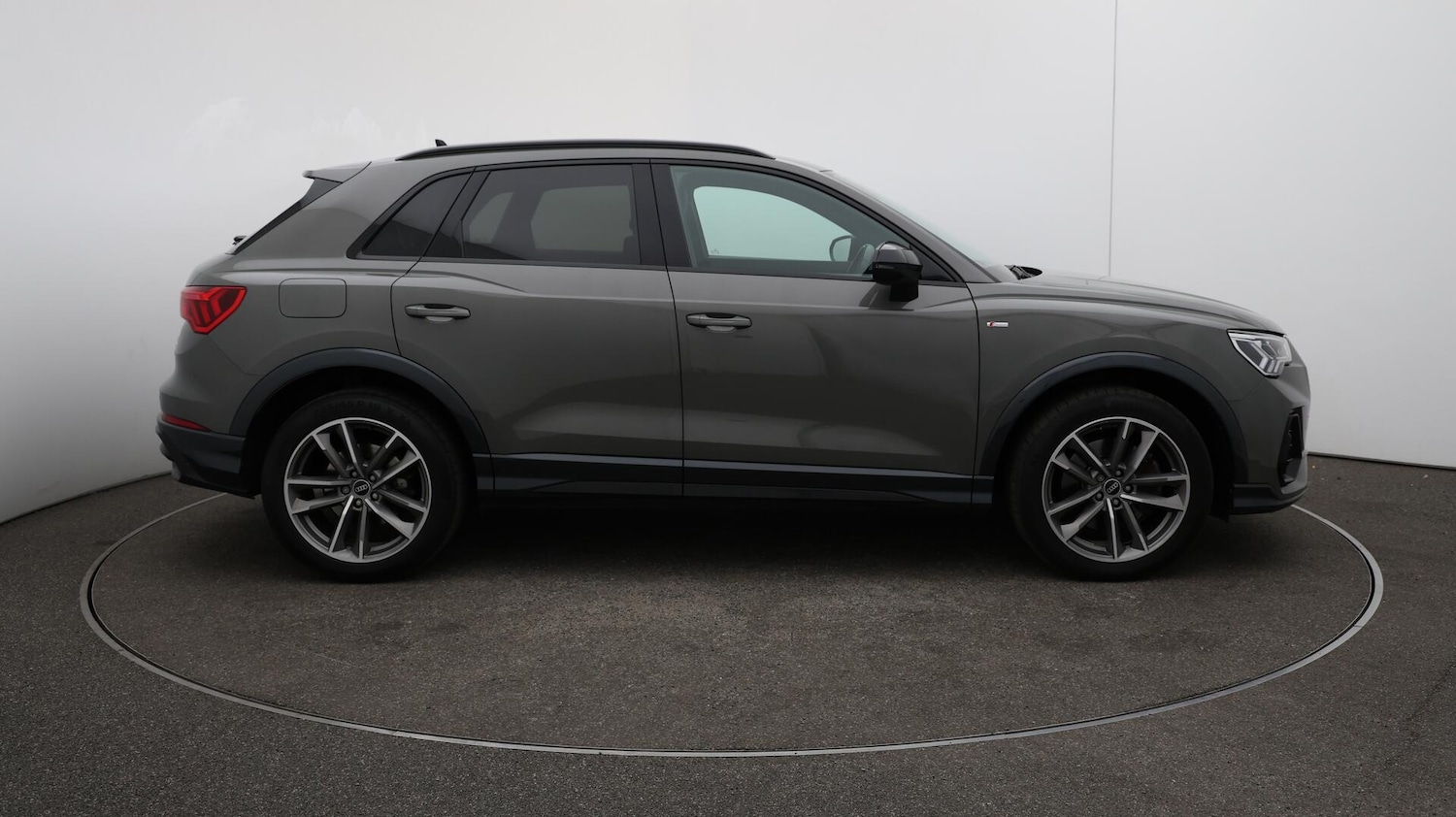 Used Audi Q3 2021 for sale - 76042521: Photo 51