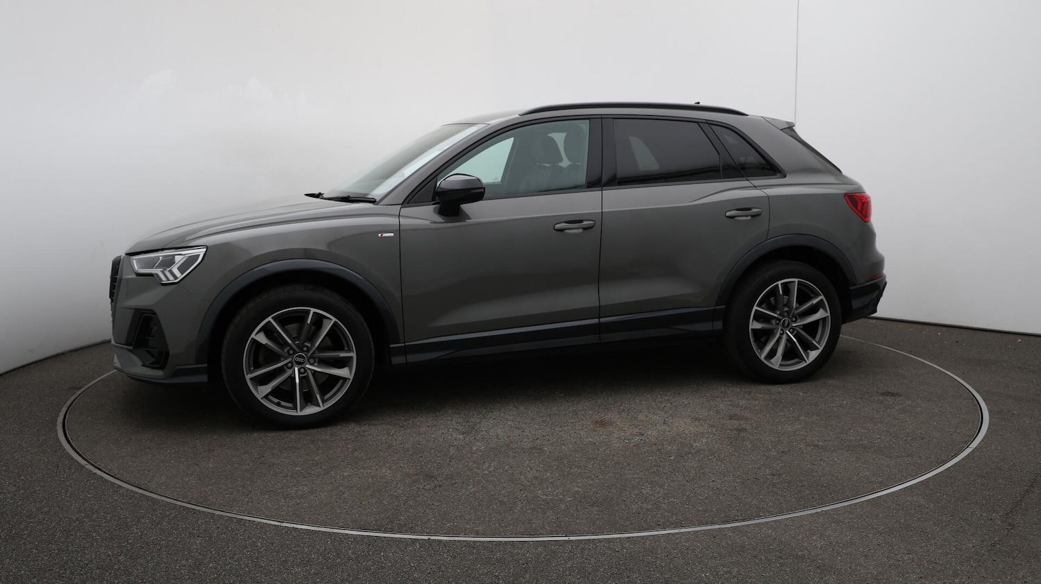 Used Audi Q3 2021 for sale - 76042521: Photo 68
