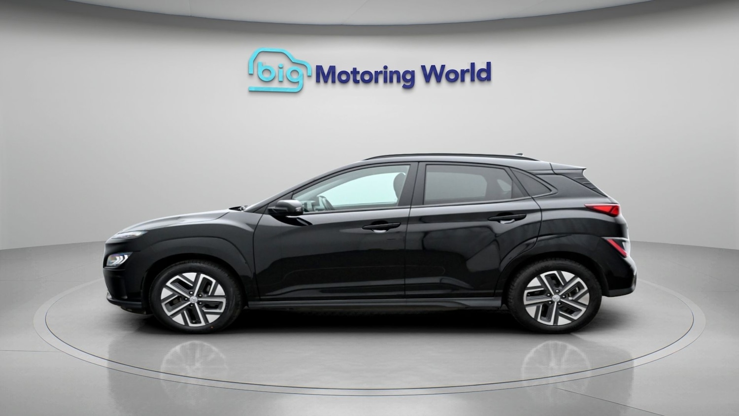 Used Hyundai KONA 2023 for sale - 78080453: Photo 4