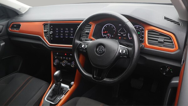 Used Volkswagen T-Roc 2019 for sale - 76269718: Photo 10