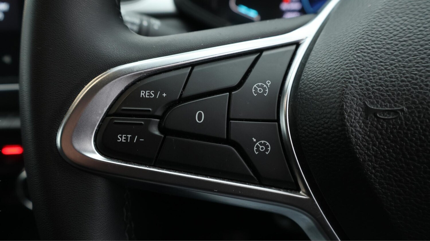 Used Renault Captur 2024 for sale - 76550293: Photo 23