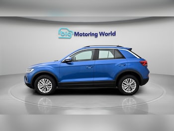 Used Volkswagen T-Roc 2023 for sale - 79457594: Photo