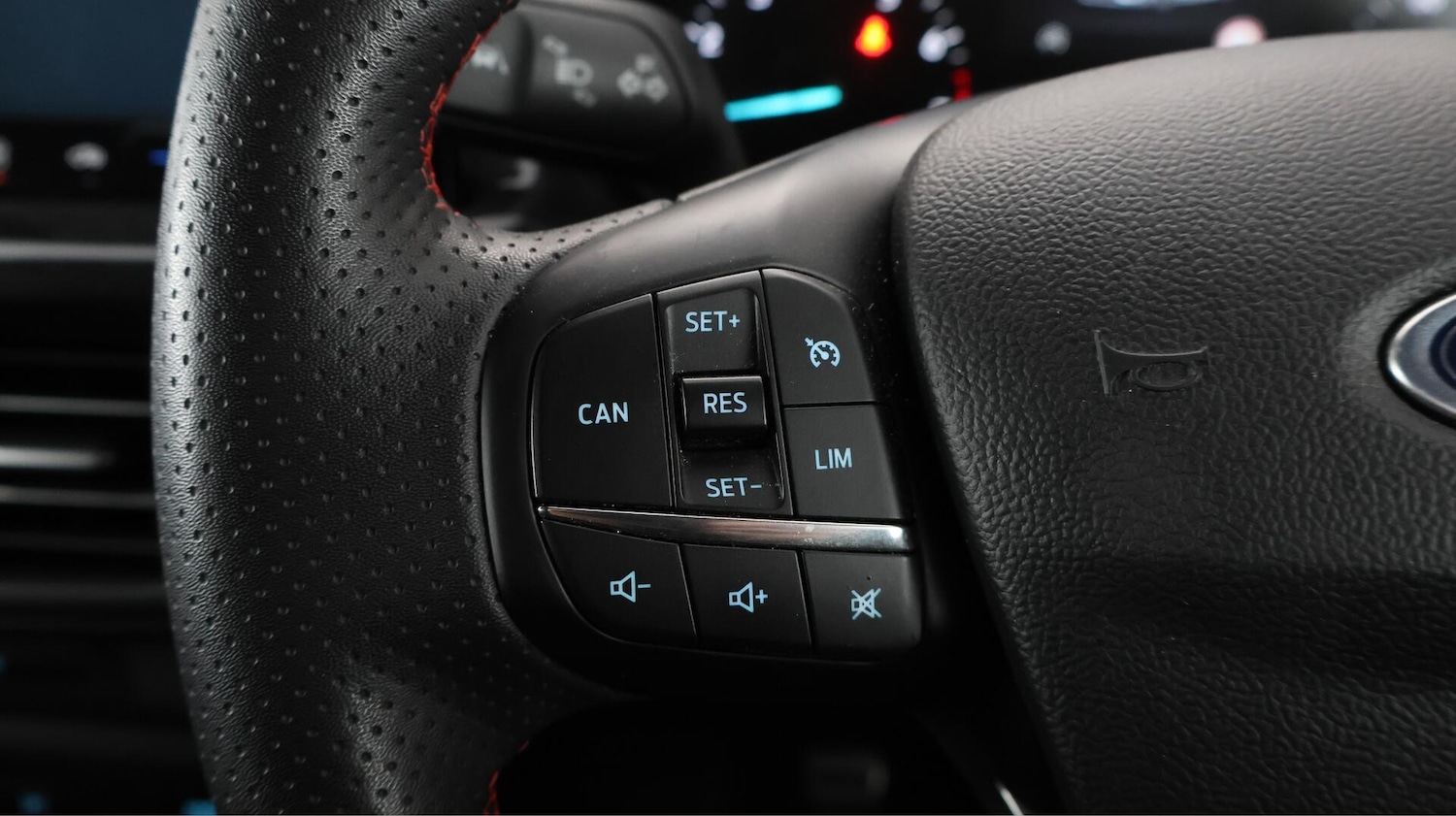 Used Ford Focus 2023 for sale - 76250909: Photo 22