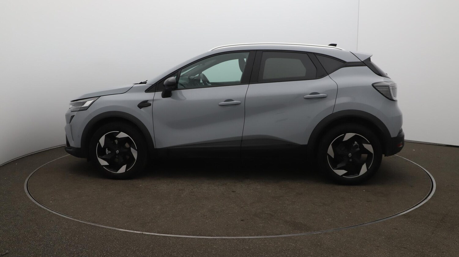 Used Renault Captur 2024 for sale - 75927273: Photo 64