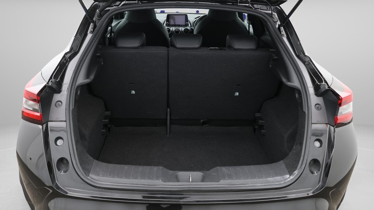 Used Nissan Juke 2023 for sale - 76423905: Photo 18