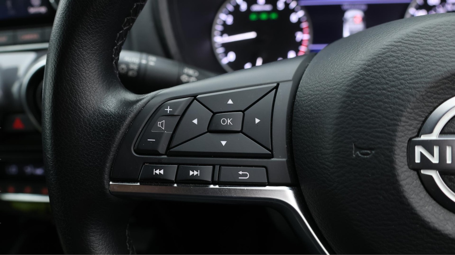 Used Nissan Juke 2023 for sale - 76423905: Photo 23