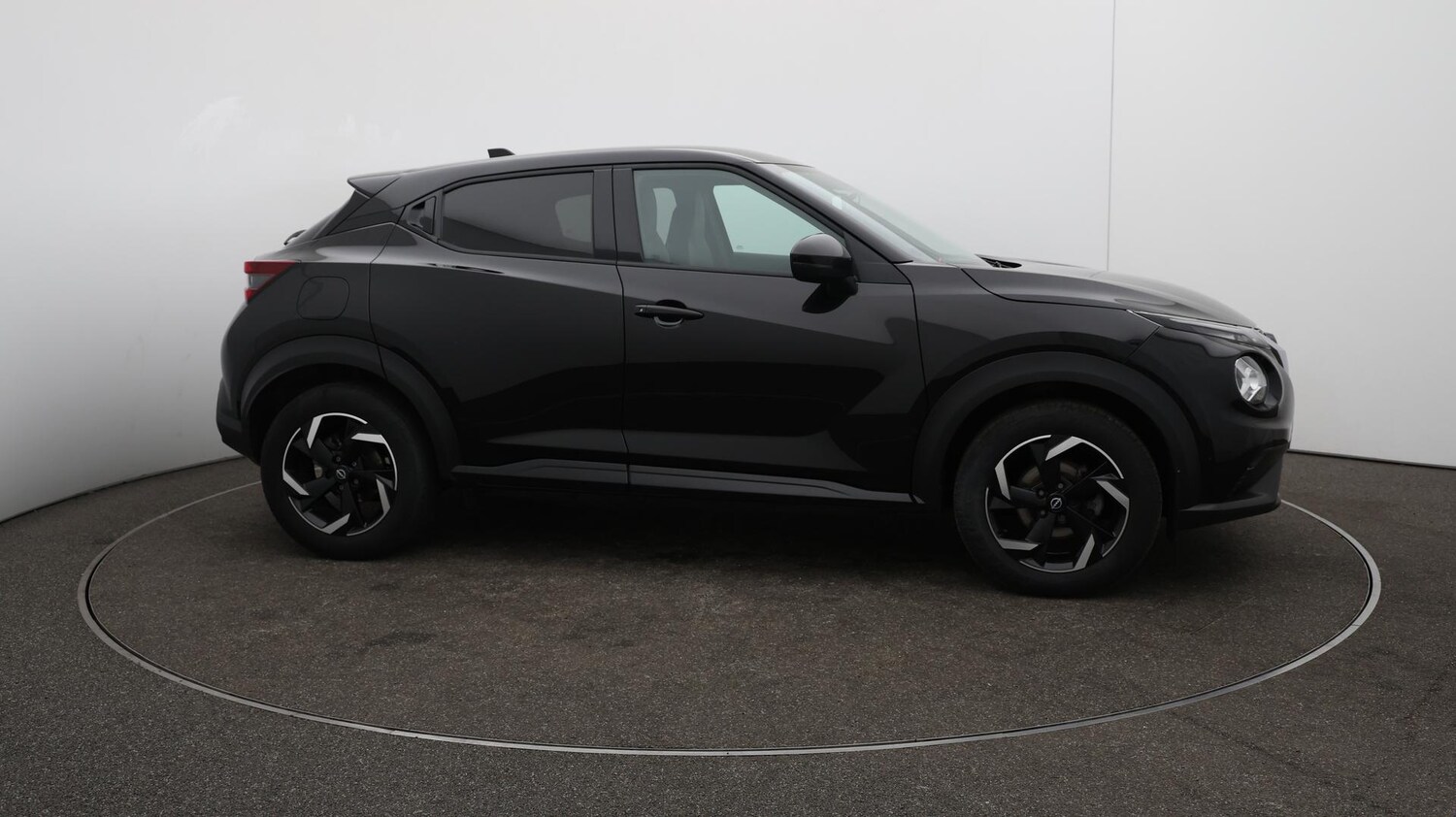 Used Nissan Juke 2023 for sale - 76423905: Photo 47