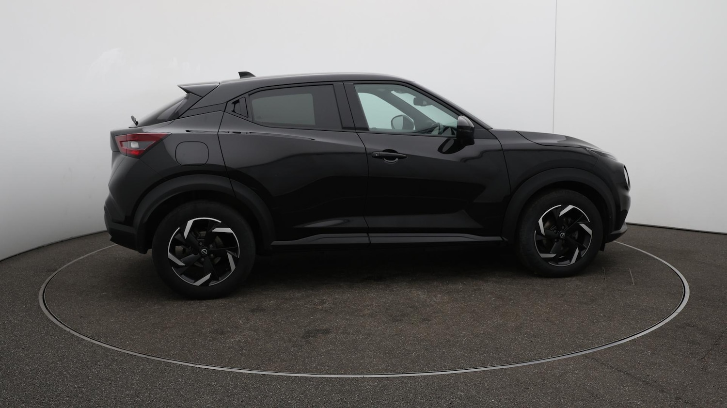 Used Nissan Juke 2023 for sale - 76423905: Photo 49