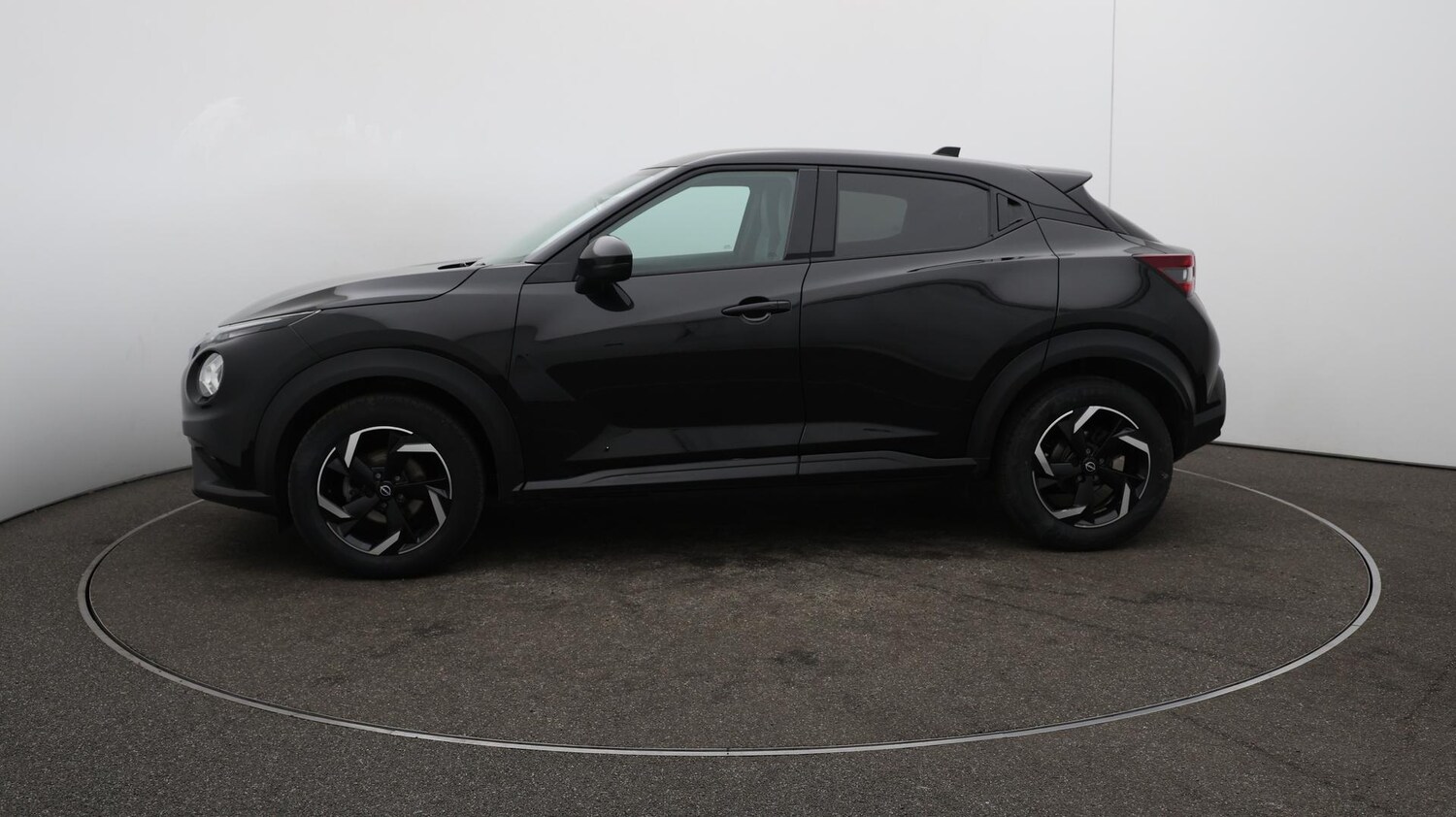 Used Nissan Juke 2023 for sale - 76423905: Photo 64