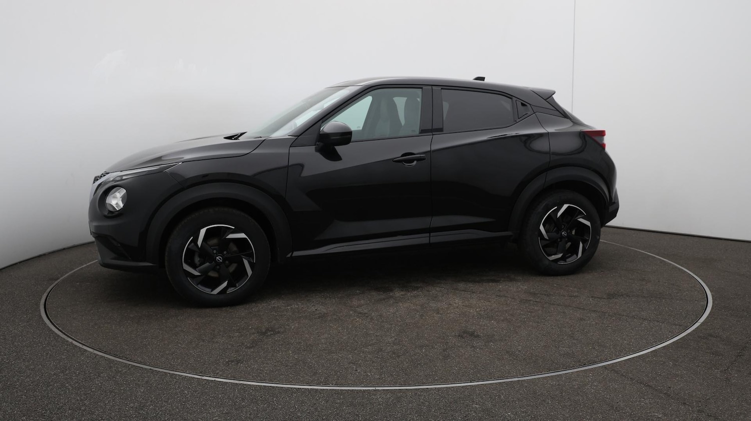 Used Nissan Juke 2023 for sale - 76423905: Photo 65