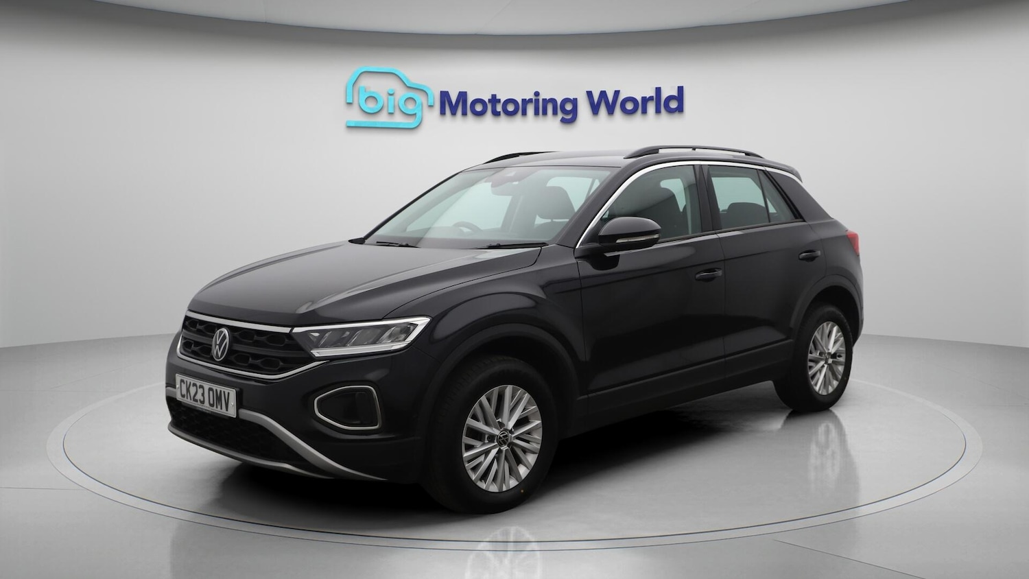 Used Volkswagen T-Roc 2023 for sale - 76246936: Photo 4