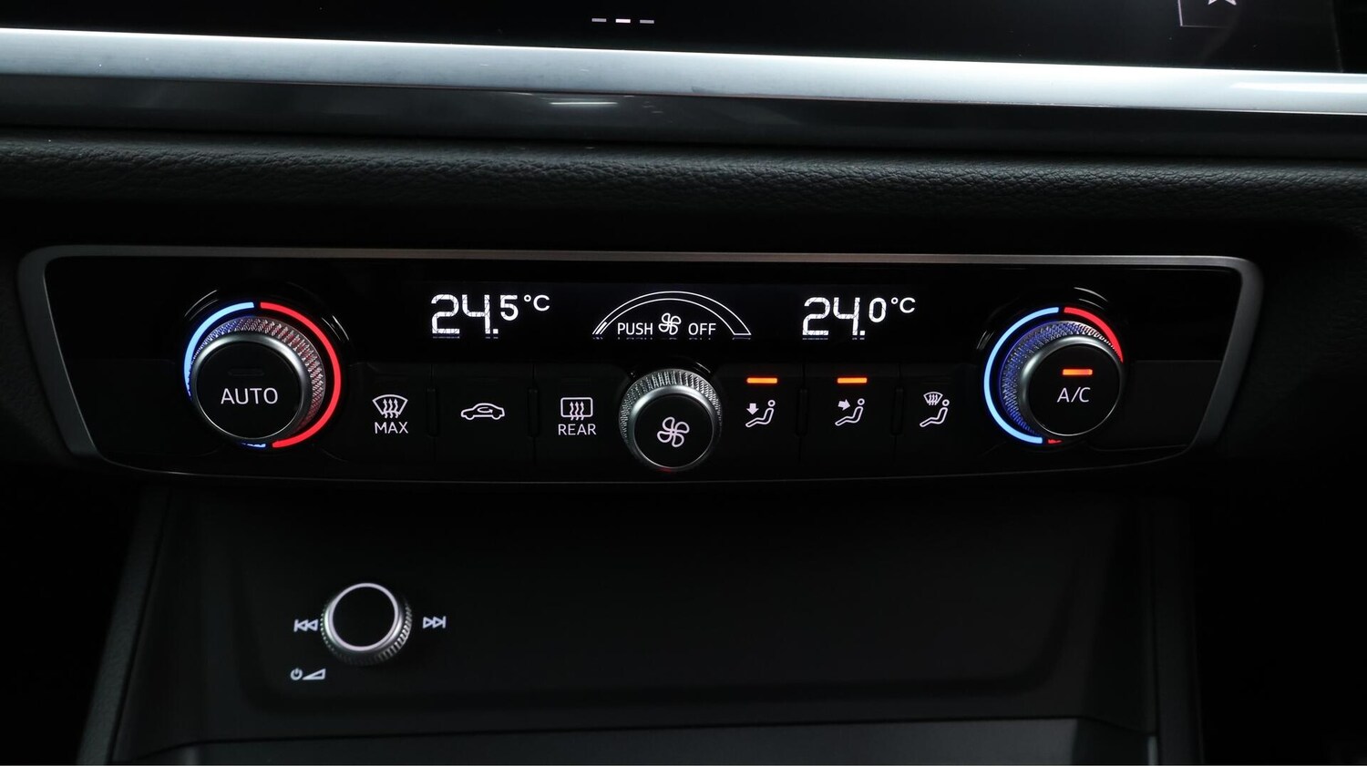 Used Audi Q3 2022 for sale - 76360132: Photo 13