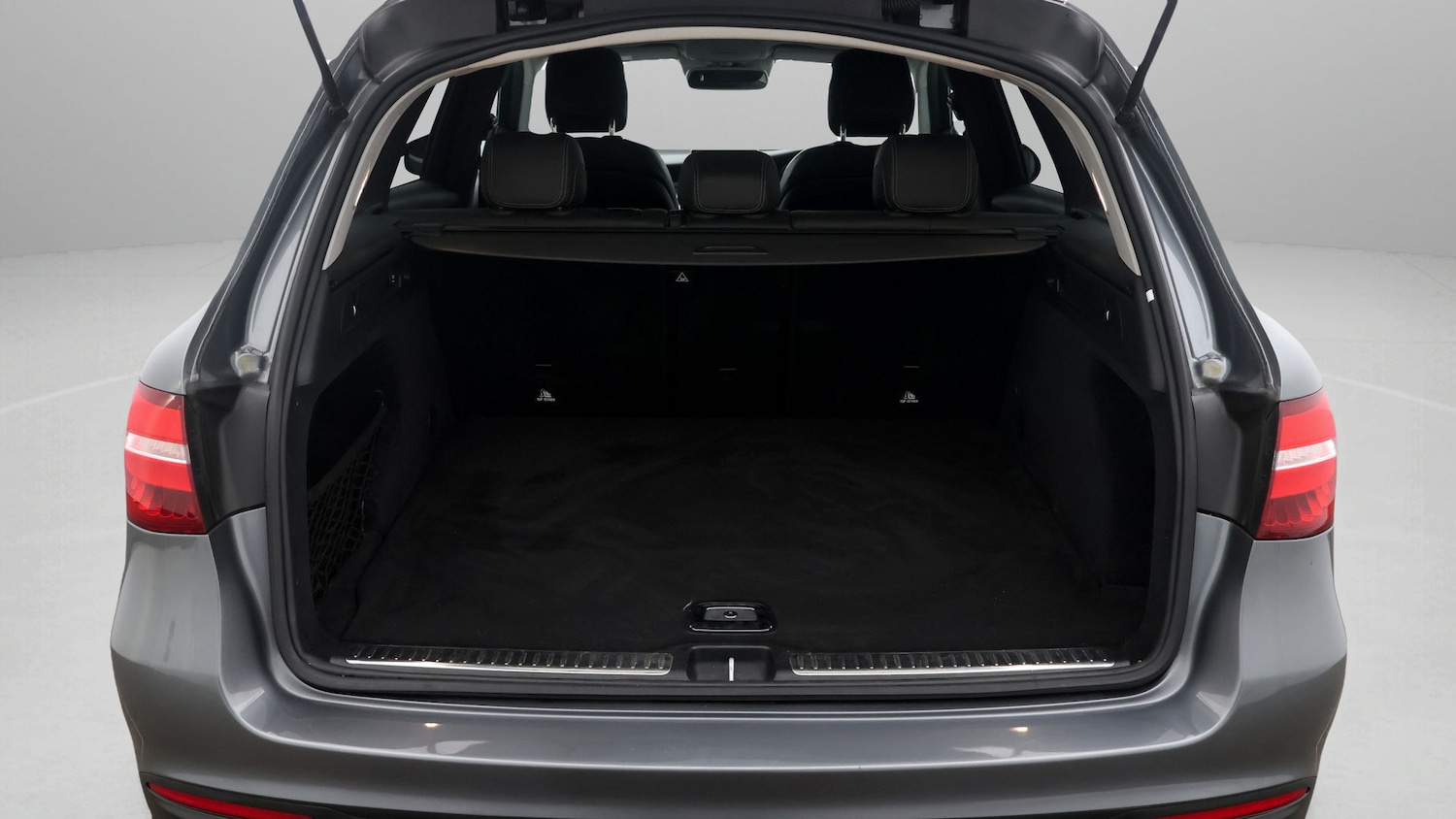 Used Mercedes-Benz GLC 2017 for sale - 77182084: Photo 17