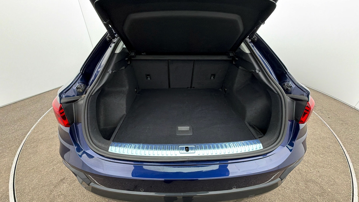 Used Audi Q3 2022 for sale - 78112353: Photo 16