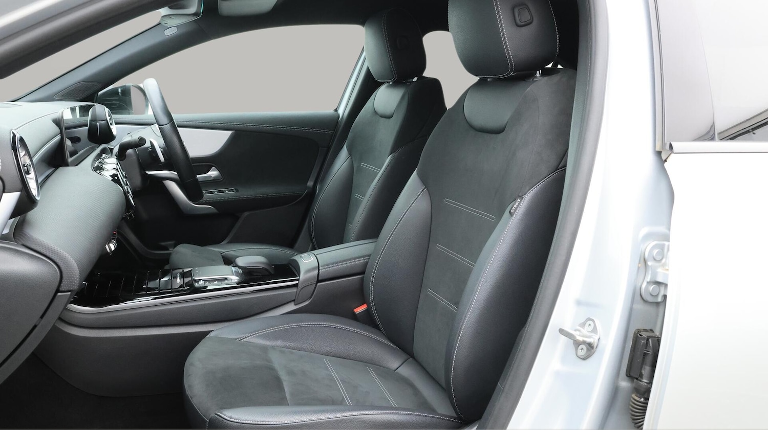 Used Mercedes-Benz A-Class 2021 for sale - 76158718: Photo 14