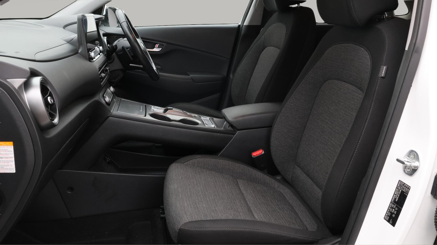 Used Hyundai KONA 2021 for sale - 76714320: Photo 15