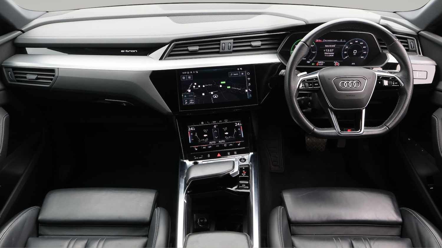 Used Audi e-tron 2022 for sale - 77845229: Photo 13