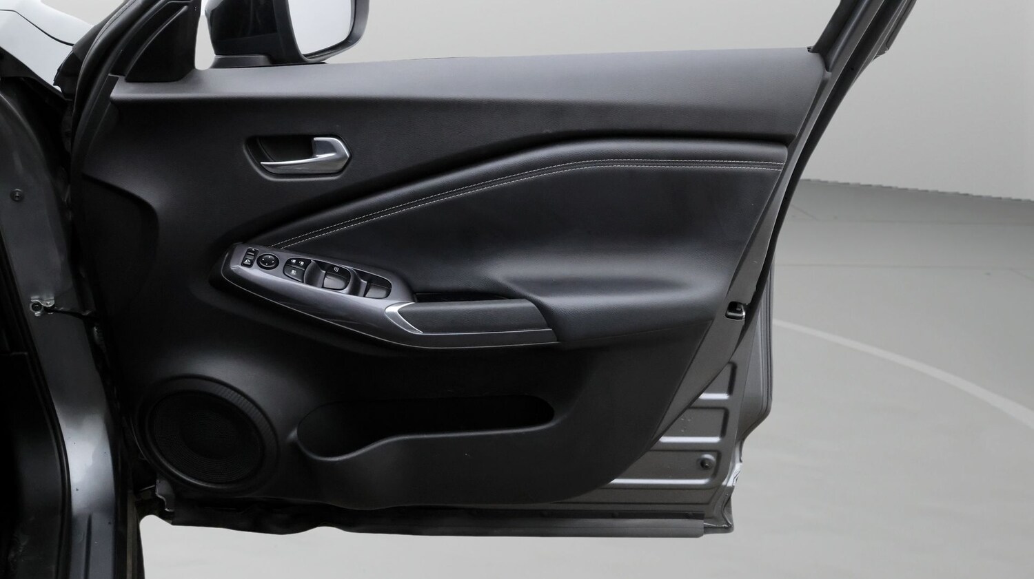 Used Nissan Juke 2023 for sale - 77628620: Photo 15