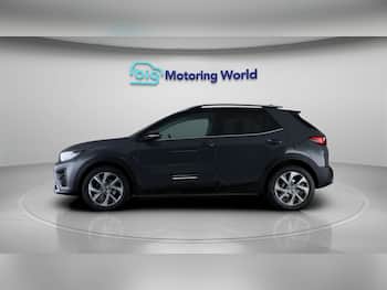 Used Kia Stonic 2023 for sale - 79649484: Photo