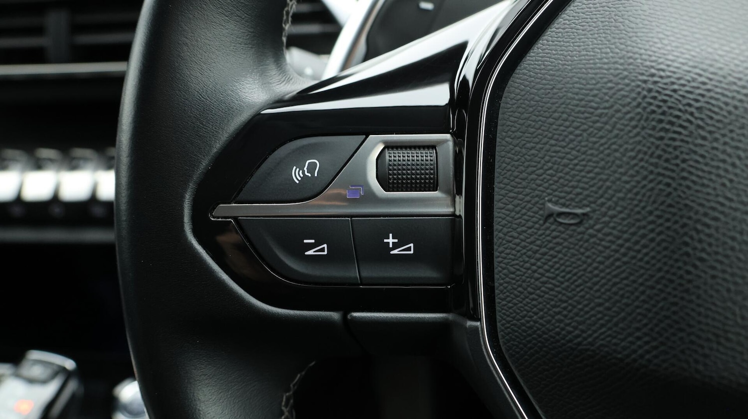 Used Peugeot 3008 2021 for sale - 76772065: Photo 26