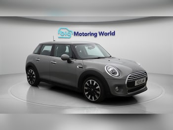 Used MINI Hatch 2019 for sale - 76735050: Photo