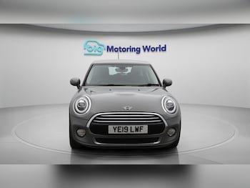 Used MINI Hatch 2019 for sale - 76735050: Photo