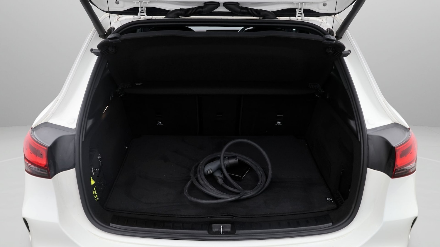 Used Mercedes-Benz EQA for sale - 77700858: Photo 17