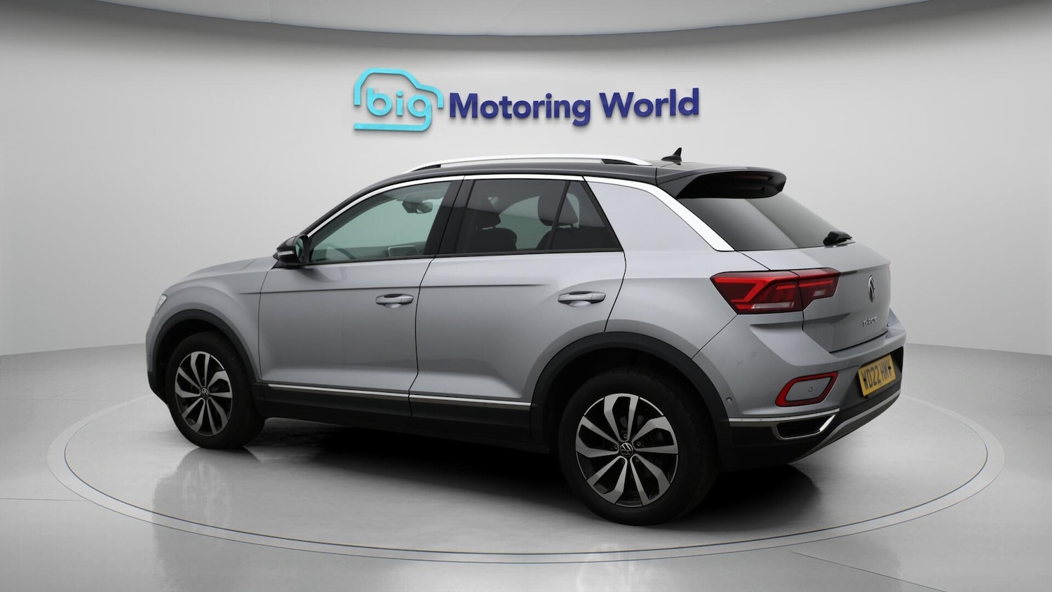 Used Volkswagen T-Roc 2022 for sale - 76370233: Photo 6