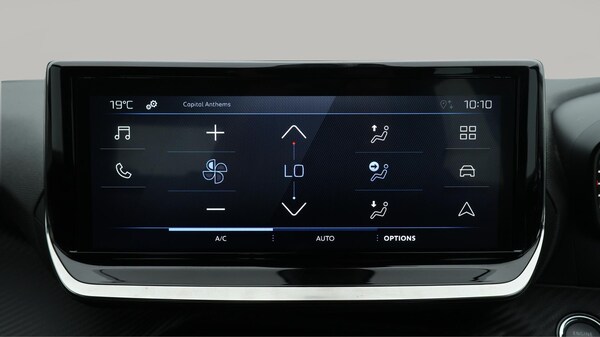 Used Peugeot 2008 2023 for sale - 75622874: Photo 17