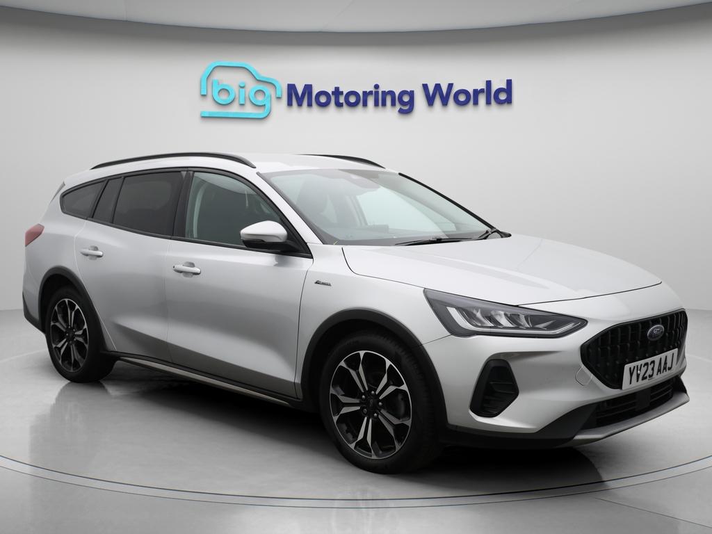 Used Ford Focus 2023 for sale - 76571987: Photo 1