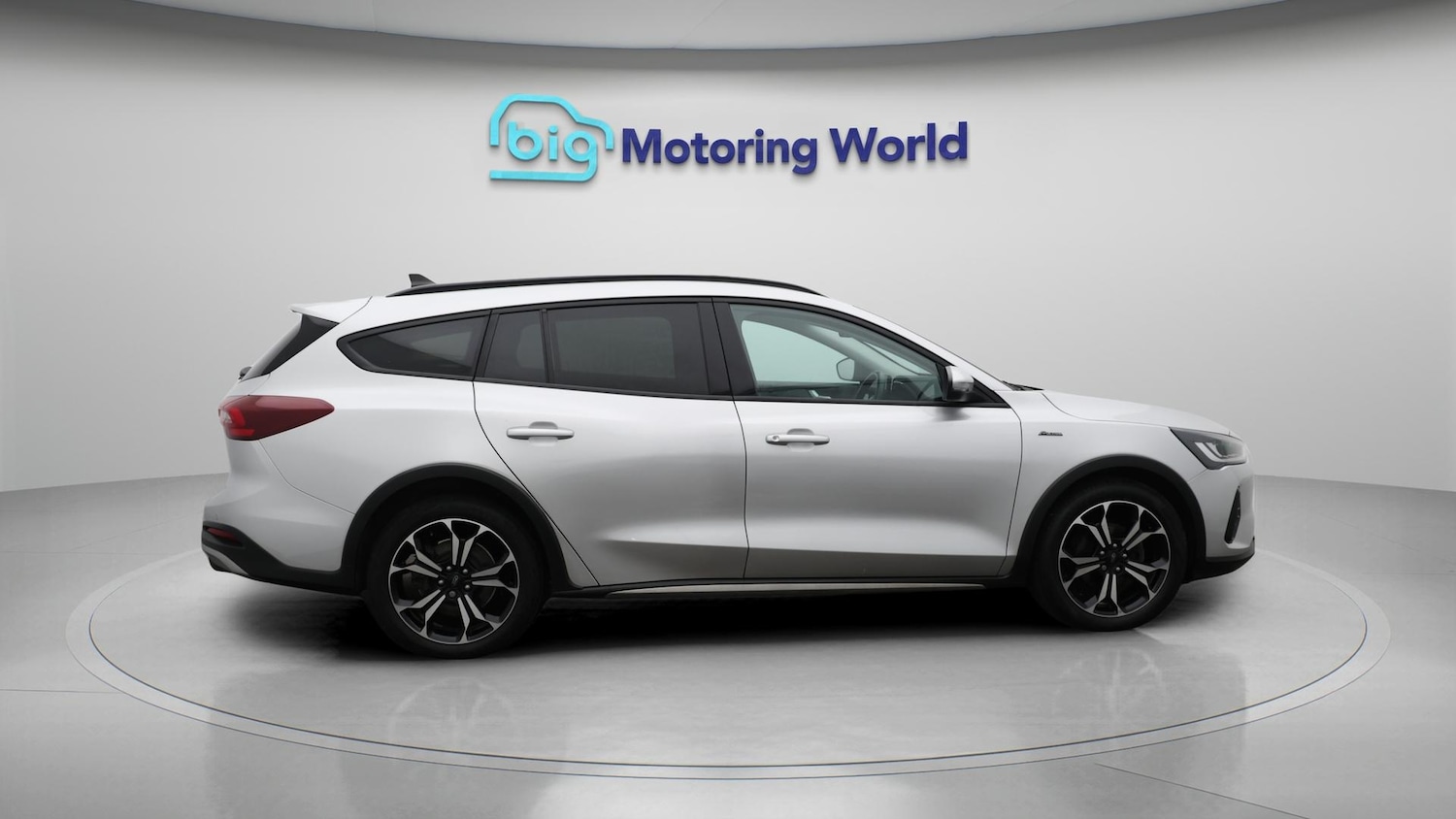 Used Ford Focus 2023 for sale - 76571987: Photo 9