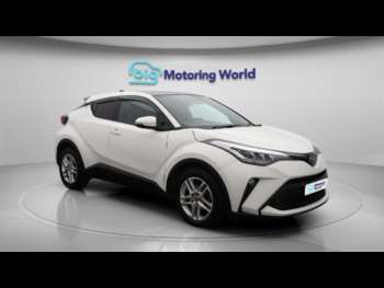 Used Toyota C-HR 2023 for sale - 74174344: Photo