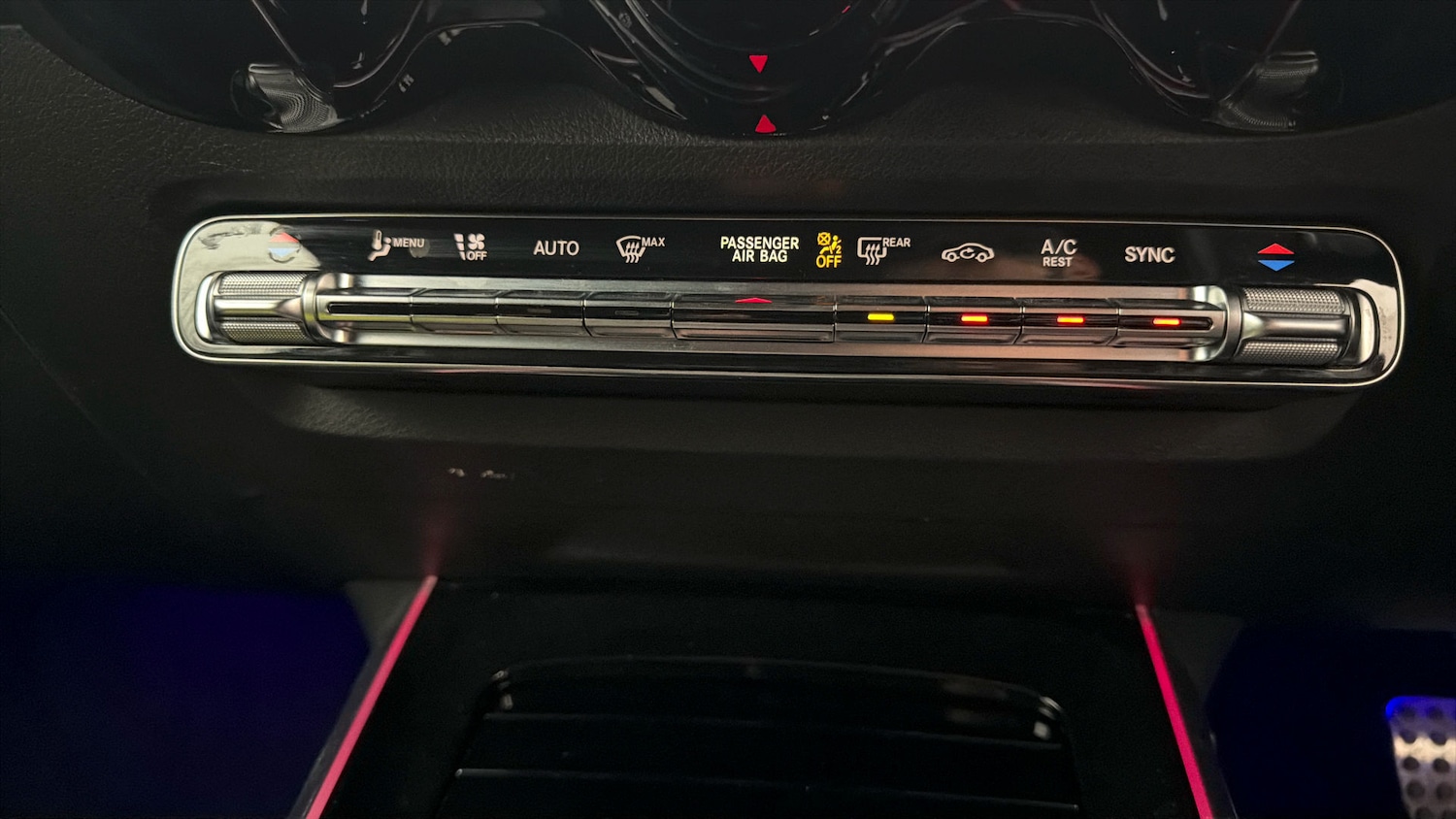 Used Mercedes-Benz GLB 2020 for sale - 77979292: Photo 11