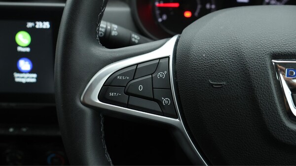 Used Dacia Duster 2022 for sale - 75728468: Photo 39