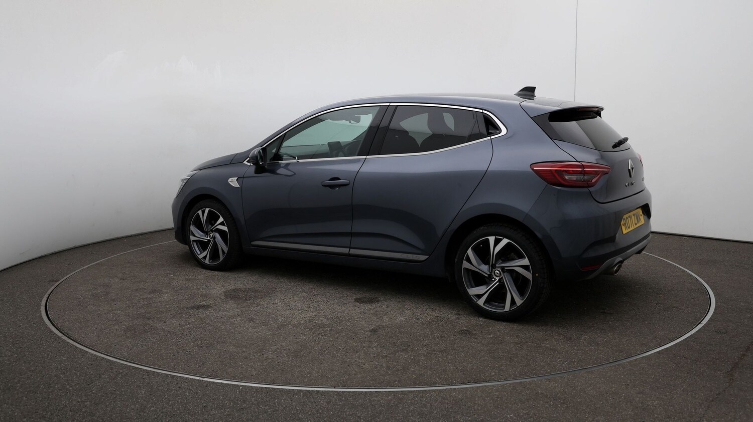 Used Renault Clio for sale - 76811764: Photo 28