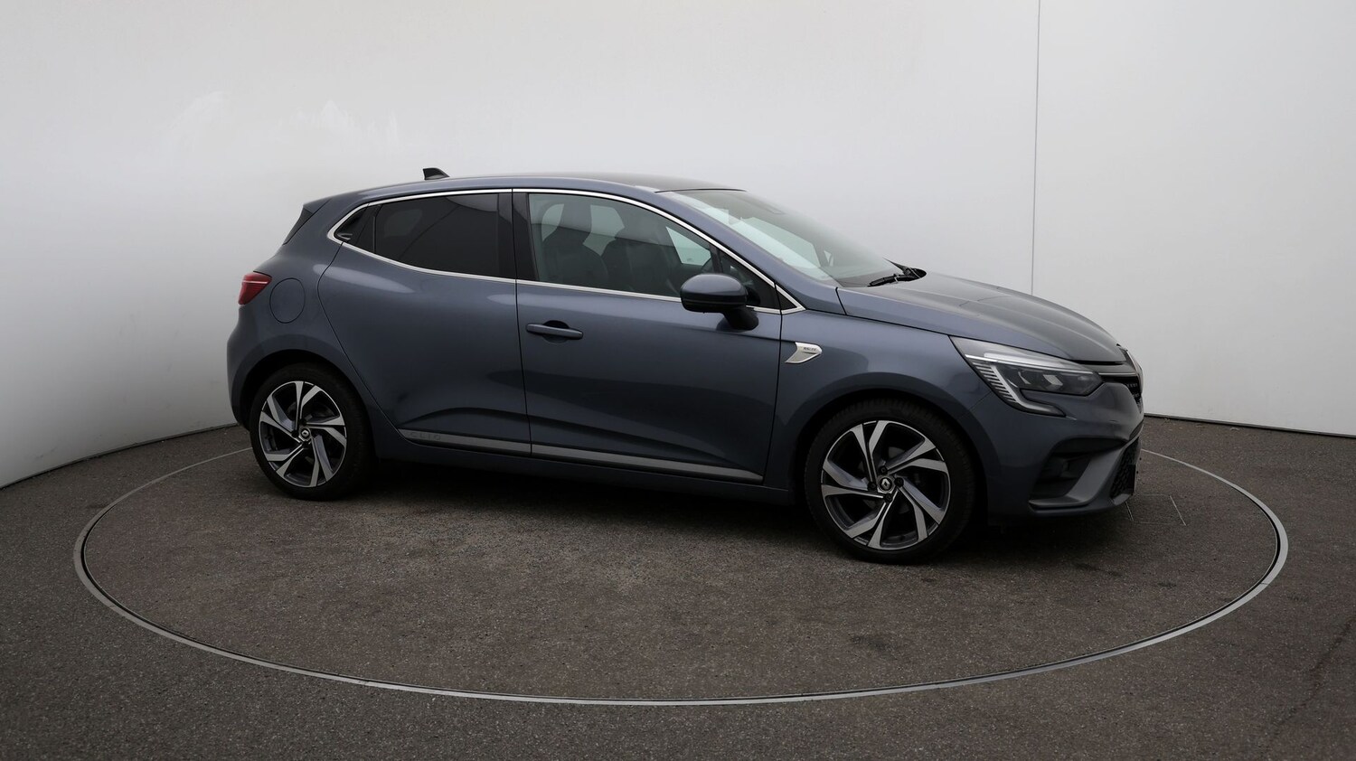 Used Renault Clio for sale - 76811764: Photo 38