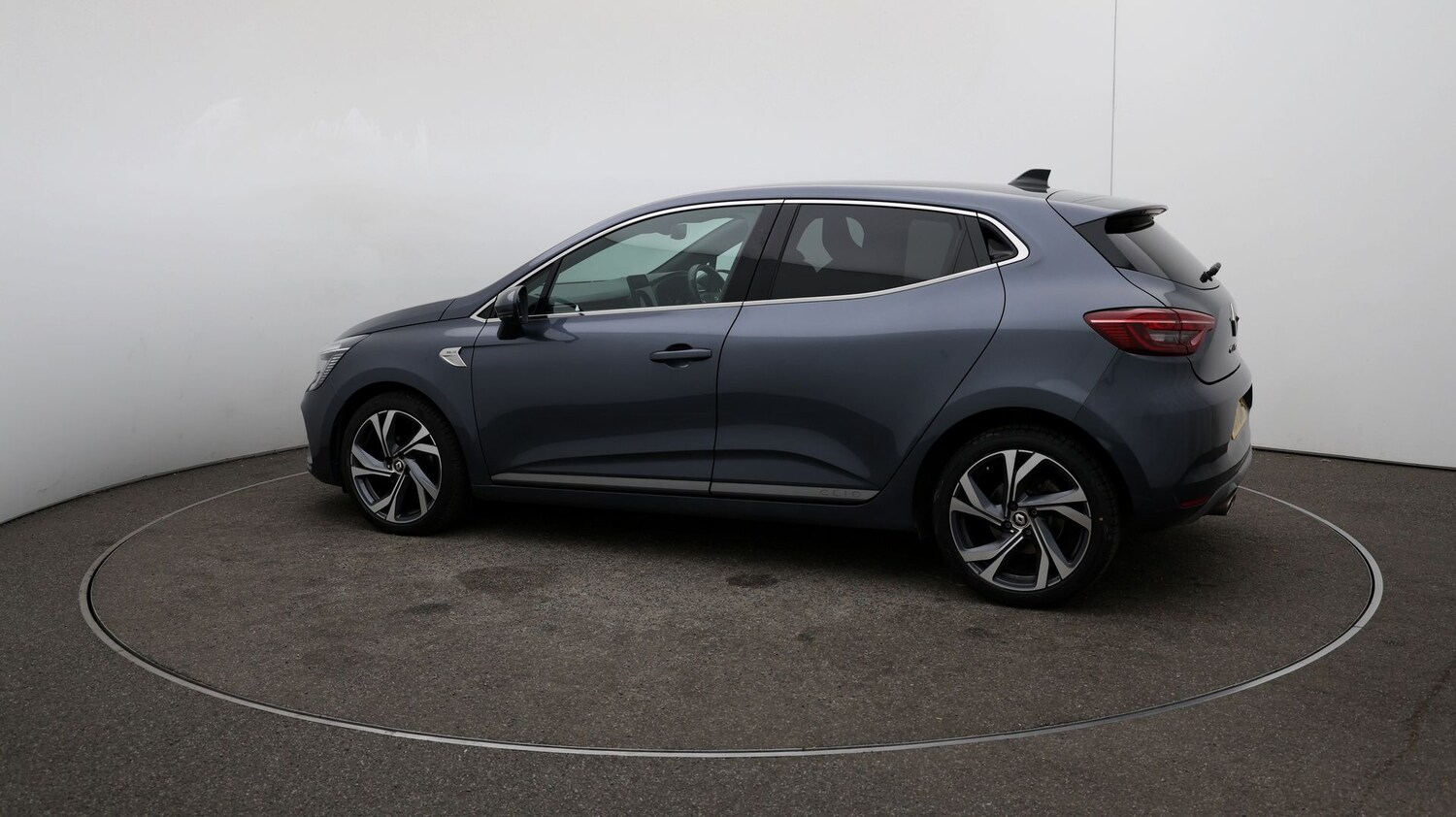 Used Renault Clio for sale - 76811764: Photo 39