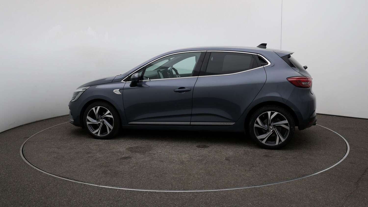 Used Renault Clio for sale - 76811764: Photo 50