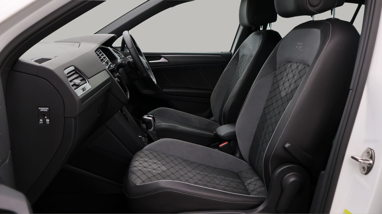 Used Volkswagen Tiguan 2023 for sale - 77689460: Photo 14