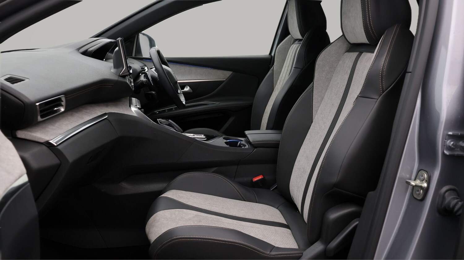 Used Peugeot 3008 2021 for sale - 77293924: Photo 14