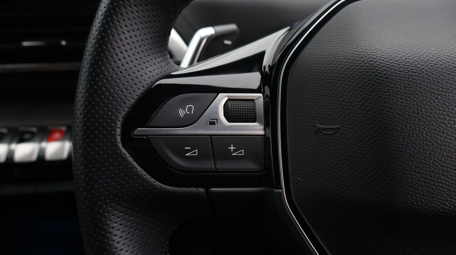 Used Peugeot 3008 2021 for sale - 77293924: Photo 25